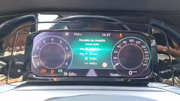VOLKSWAGEN GOLF 10 / 32