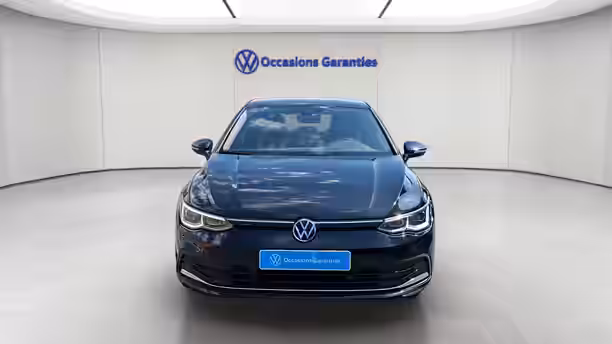 VOLKSWAGEN GOLF 8 / 32