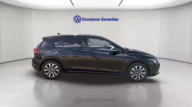 VOLKSWAGEN GOLF 6 / 32
