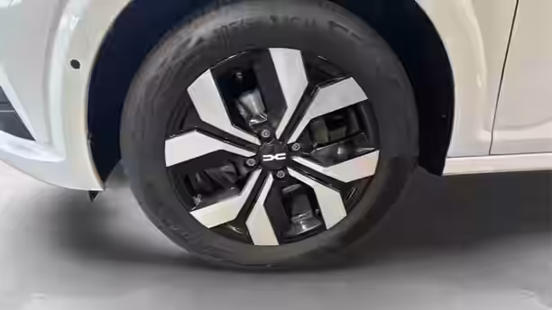 DACIA SANDERO 18 / 31