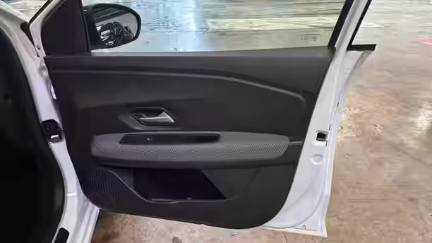 DACIA SANDERO 24 / 31