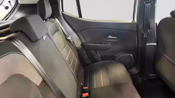 DACIA SANDERO 30 / 31