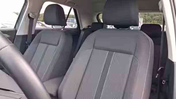 VOLKSWAGEN T-ROC 16 / 22