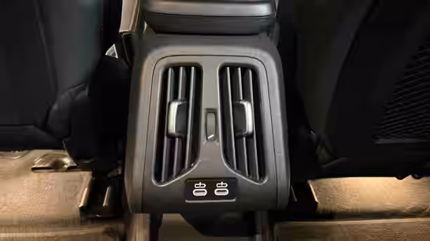 BMW X1 U11 18 / 26