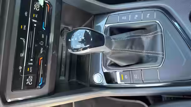 VOLKSWAGEN TIGUAN 18 / 19