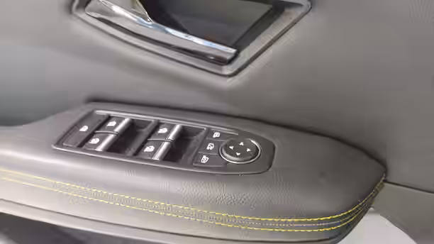 RENAULT MEGANE E-TECH 17 / 20