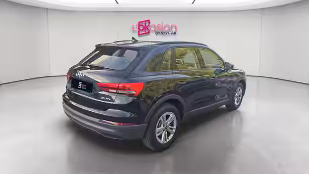 AUDI Q3 5 / 20