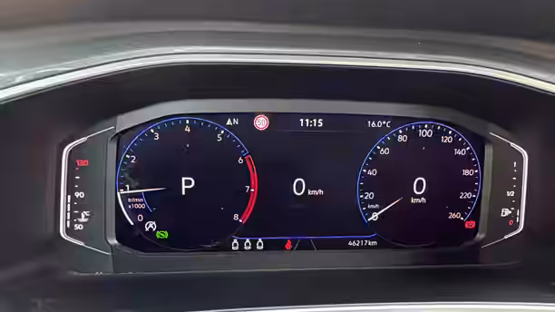 VOLKSWAGEN T-ROC 10 / 32