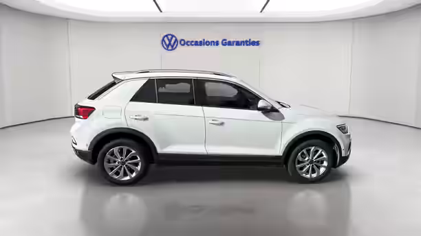 VOLKSWAGEN T-ROC 6 / 32