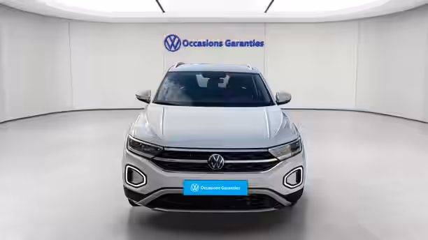 VOLKSWAGEN T-ROC 8 / 32