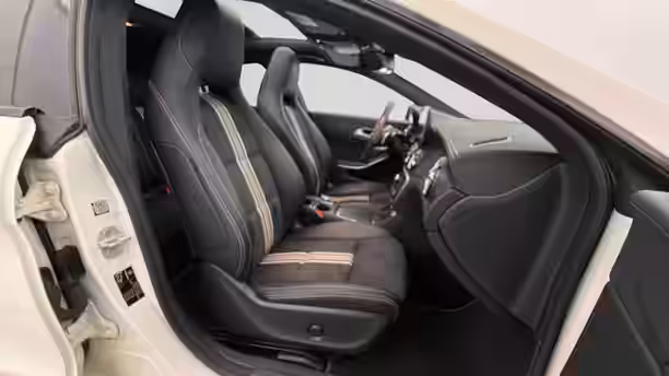 MERCEDES CLA SHOOTING BRAKE 14 / 24