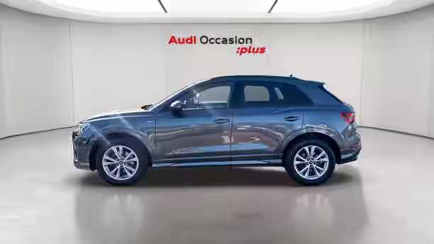 AUDI Q3 2 / 28