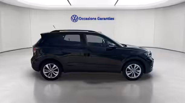 VOLKSWAGEN T-CROSS 6 / 16