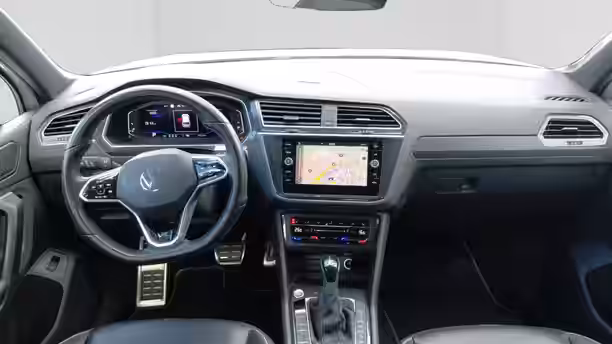 VOLKSWAGEN TIGUAN 9 / 22