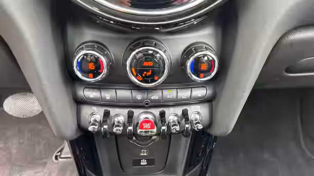 MINI HATCH 3 PORTES F56 LCI II 17 / 29