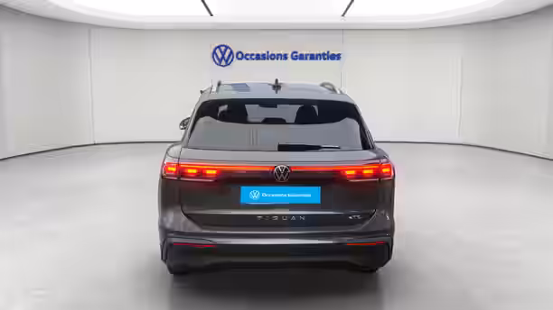 VOLKSWAGEN TIGUAN 4 / 21