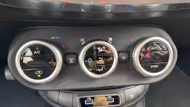 FIAT 500X MY23 21 / 23