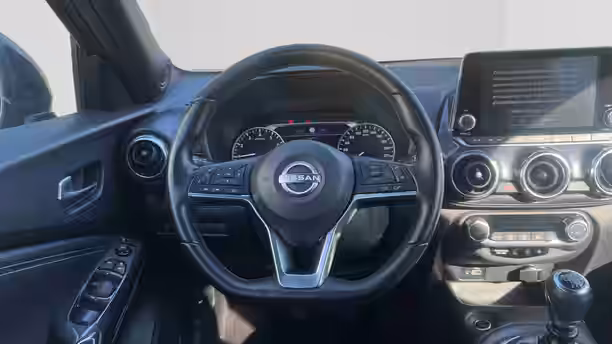 NISSAN JUKE 2023 10 / 21