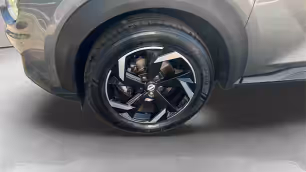 NISSAN JUKE 2023 14 / 21