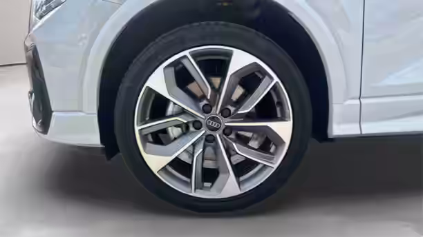 AUDI Q2 14 / 23