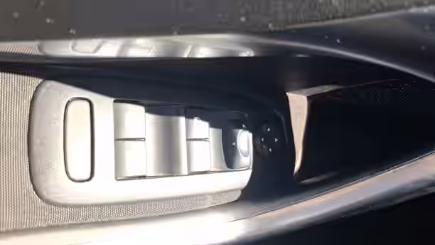 PEUGEOT 2008 BUSINESS 63 / 93