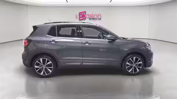VOLKSWAGEN T-CROSS 6 / 24