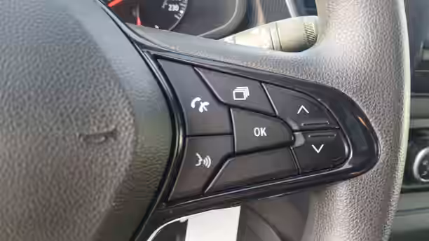 RENAULT TRAFIC FOURGON 18 / 23