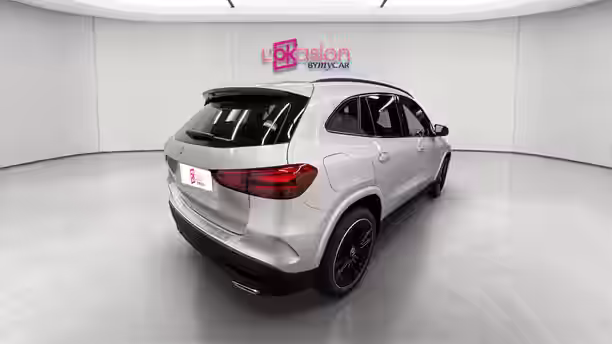 MERCEDES GLA 5 / 22