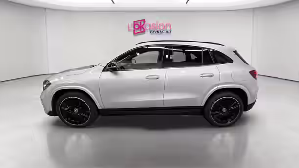 MERCEDES GLA 2 / 22
