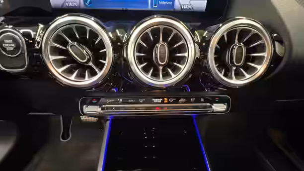 MERCEDES GLA 21 / 22