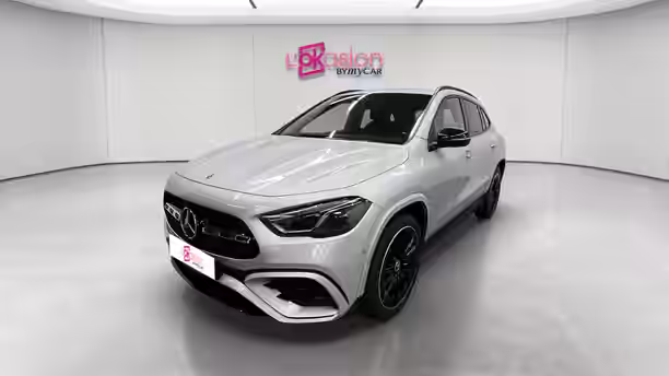 MERCEDES GLA 1 / 22