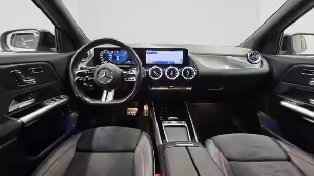 MERCEDES GLA 9 / 22