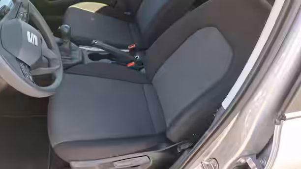 SEAT ARONA 16 / 31