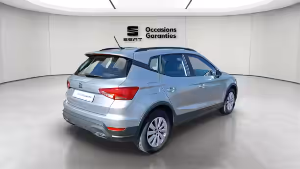 SEAT ARONA 5 / 31