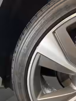 AUDI Q2 23 / 24