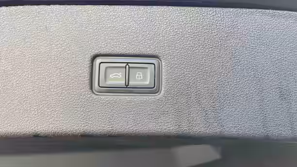 AUDI Q8 16 / 49