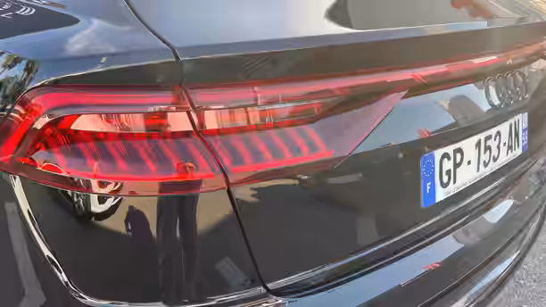AUDI Q8 42 / 49