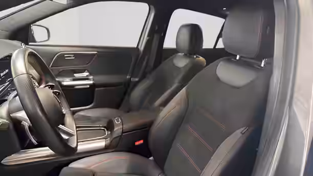 MERCEDES GLA 11 / 22