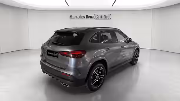 MERCEDES GLA 5 / 22
