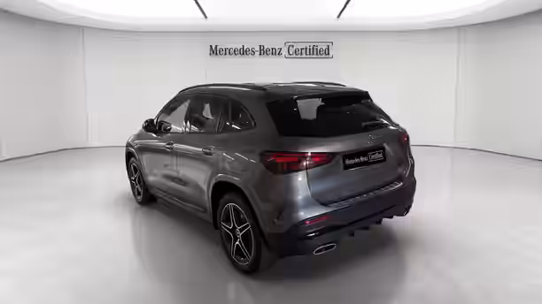 MERCEDES GLA 3 / 22