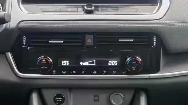 NISSAN QASHQAI 17 / 21