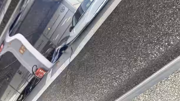 VOLKSWAGEN TIGUAN 24 / 25