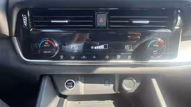 NISSAN QASHQAI 2021 20 / 23