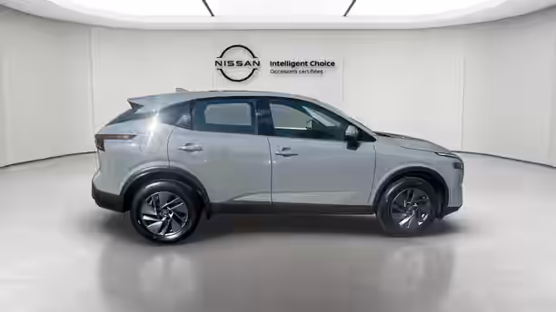NISSAN QASHQAI 2021 6 / 23
