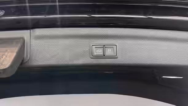 AUDI RS Q3 15 / 22