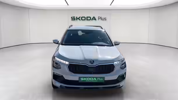 SKODA KAMIQ 8 / 19