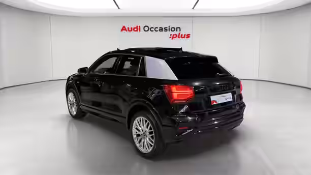 AUDI Q2 3 / 32