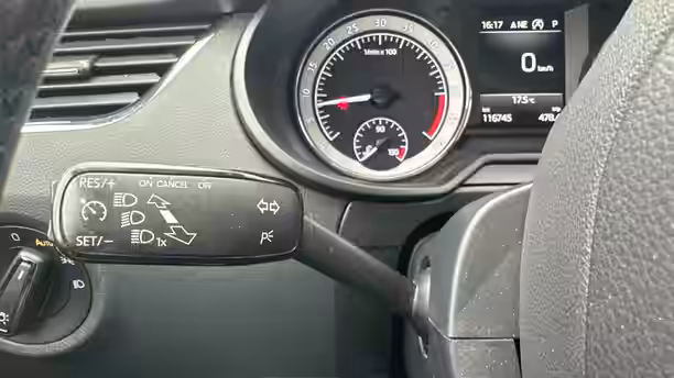 SKODA OCTAVIA COMBI 18 / 20