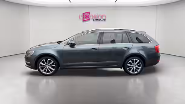 SKODA OCTAVIA COMBI 2 / 20