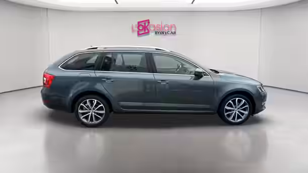 SKODA OCTAVIA COMBI 6 / 20